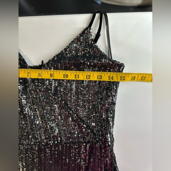 NEW Cupcakes & Cashmere Joelle Wrap Party Sequins Midi Dress Black Sz S - Picture 11 of 13